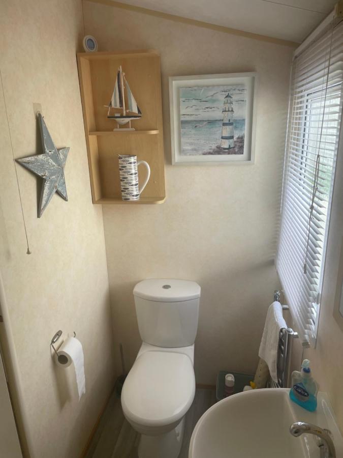 Calypso Hot Tub Breaks Tattershall Lakes Pet Friendly Екстериор снимка